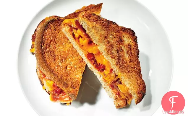 Tomaten-Prosciutto gegrillter Käse