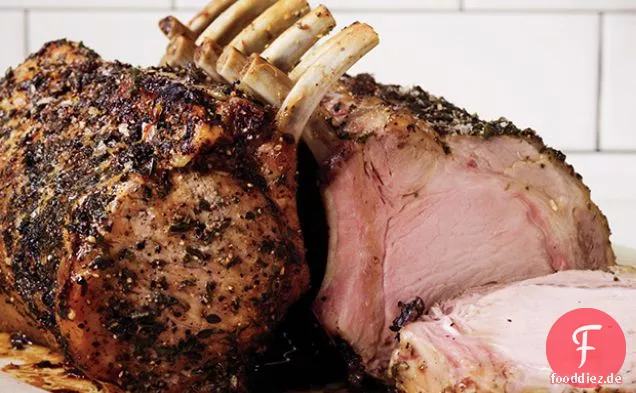 Doppel-Rack von Schweinefleisch mit gebrannter Orange-Karamell-Pfanne Sauce