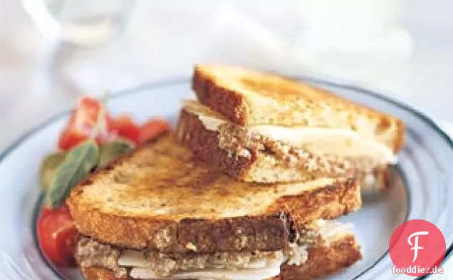 Geröstete Mandel- und Pecorino-Sandwiches