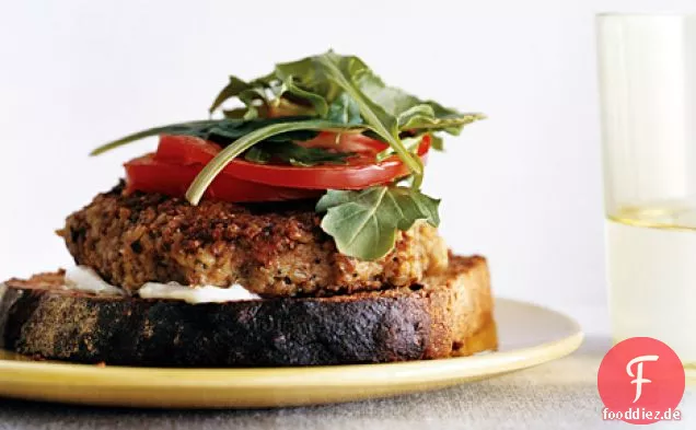 Bulgur Veggie-Burger mit Limetten-Mayonnaise