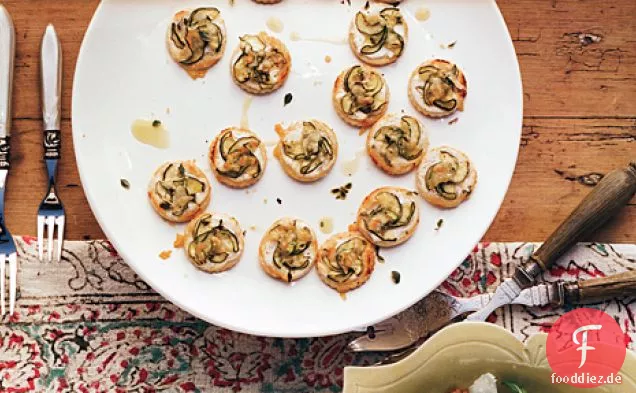 Mini-Zucchini und Ziegenkäse-Torten