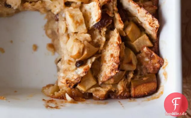 Apple-Matzoh Kugel