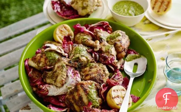 Gegrilltes Hähnchen mit Knoblauch-Kräuter-Dressing und Gegrillter Zitrone