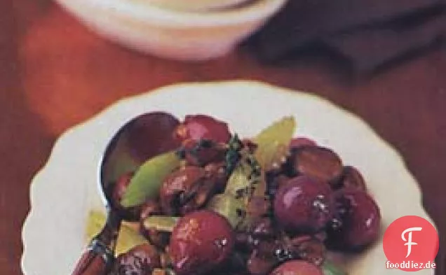 Geschmortes Kastanien- und Perlenzwiebelconfit
