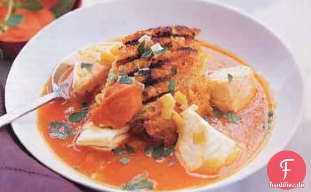 Fischsuppe mit Brot und Rouille