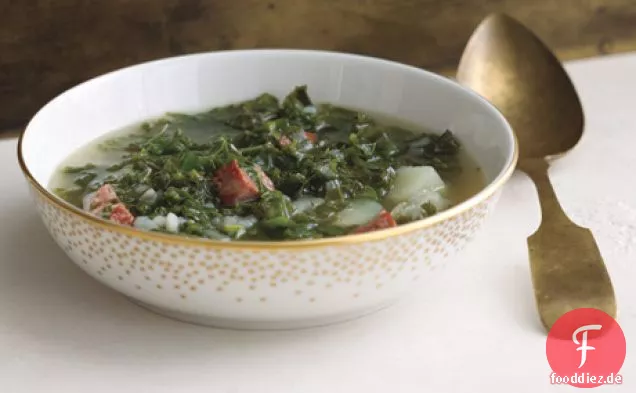 Portugiesische Grünkohl-Kartoffelsuppe