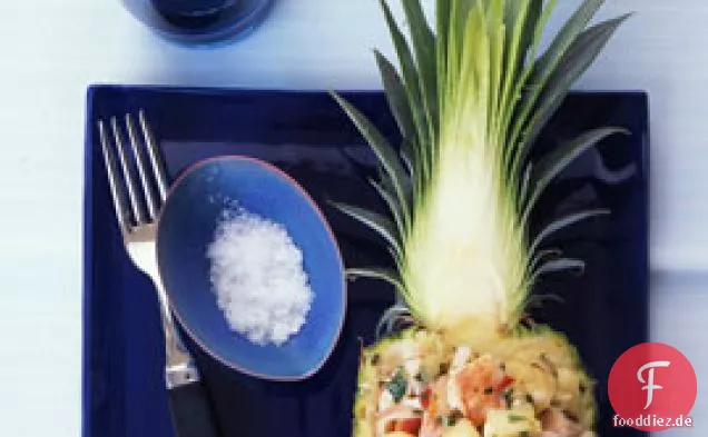 Hummer-Ananas-Salat mit Basilikum und Minze