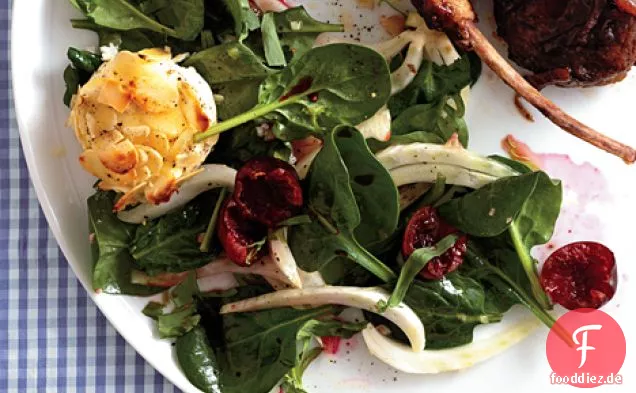 Mesclun und Kirschsalat mit warmem Ziegenkäse