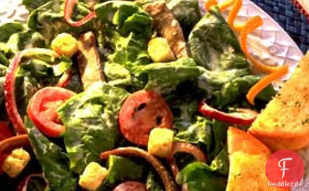 Warmer italienischer Rindfleisch-Spinat-Salat