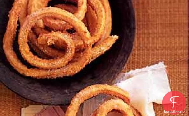 Churros (frittierte Teigspiralen)