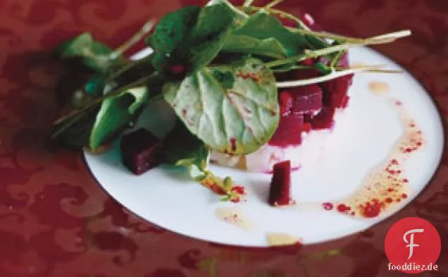 Geräuchertes Zobel-Tartar mit Rüben und Brunnenkresse