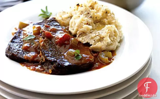 Rotwein-Schmorbraten mit Steinpilzen