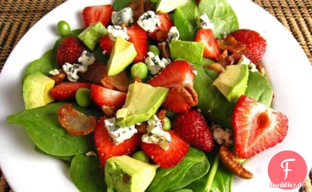 Erdbeer-Avocado-Spinatsalat in Himbeer-Balsamico-Vinaigrette