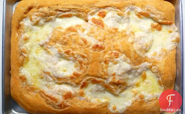 Brotbacken: Weich, Käsig 'Focaccia