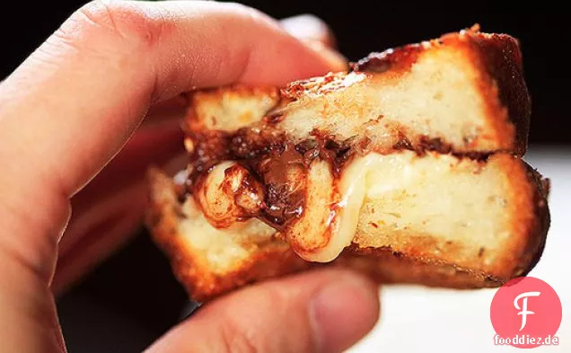 Brie und Nutella Gegrillter Käse