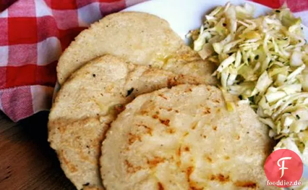 Essen für Acht Dollar: Pupusas con Curtido