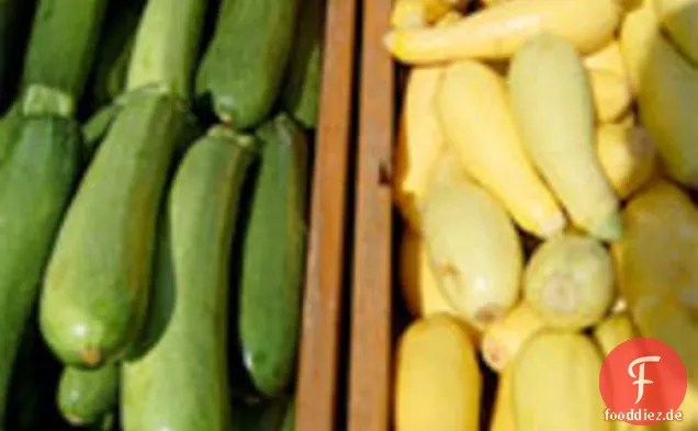 Einfach gegrilltes Sommergemüse