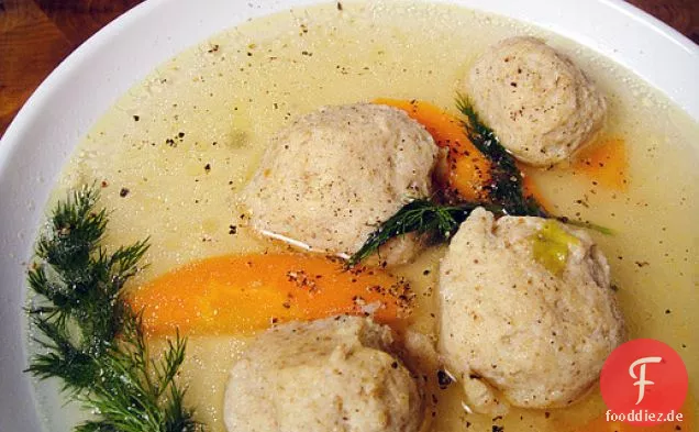 Blue Ribbon's ausgezeichnete Matzo Ball Suppe