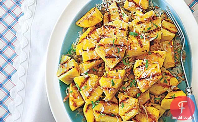 Gegrillte Ananas mit Limette und Kokosnuss