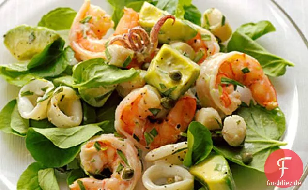 Meeresfrüchtesalat mit cremigem Estragon-Dressing