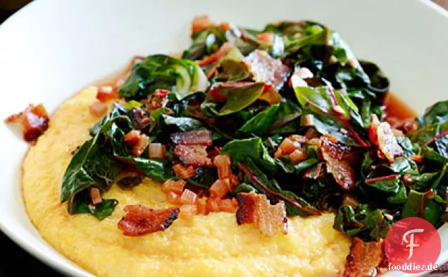 Würziger Mangold mit Speck und Polenta