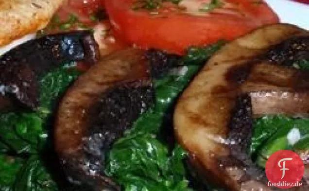 Sautierten Portobellos Und Spinat