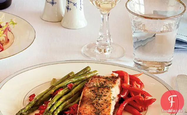 Karamellisierter Ahorn-Knoblauch-glasierter Lachs