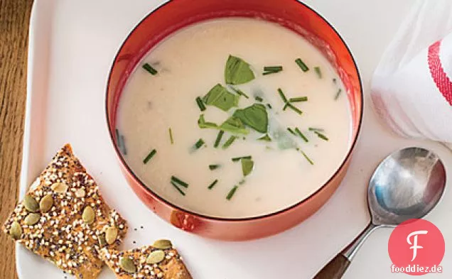 Kräuter-Parmesan-Kartoffel-Suppe