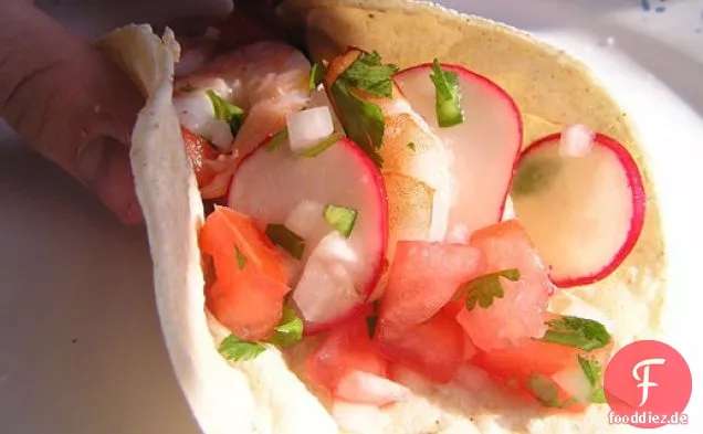 Abendessen heute Abend: Meeresfrüchtesalat Tacos