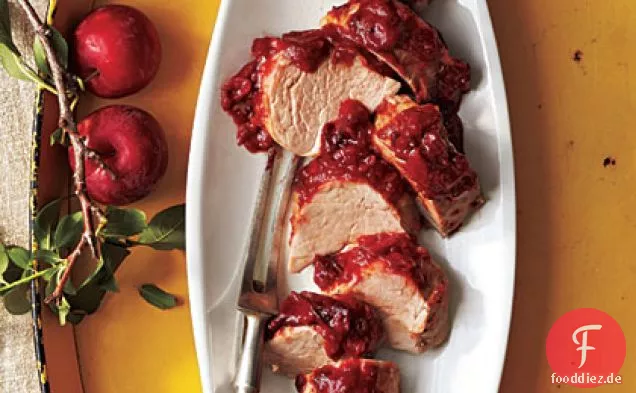 Gebratenes Schweinefilet mit Pflaumen-Barbecue-Sauce