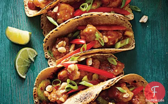 Kung Pao Huhn Tacos