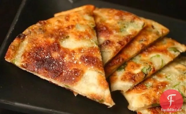 Extra-flockige Scallion Pfannkuchen