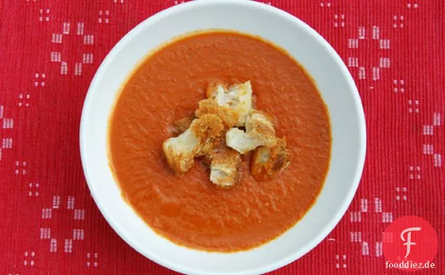 Brauner Zucker-Geröstete Tomatensuppe mit Cheddar-Croutons