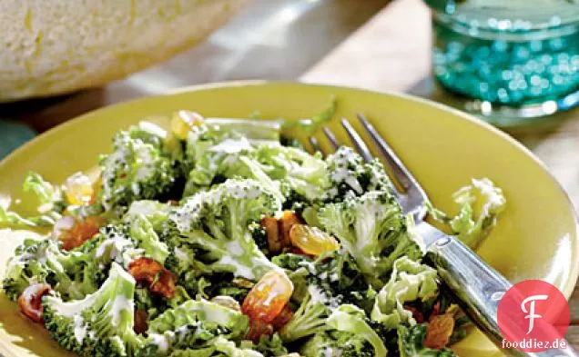 Brokkoli-Salat mit Kandierten Pekannüssen