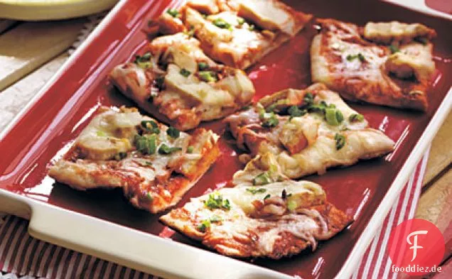 Gegrillte BBQ Chicken Pizza