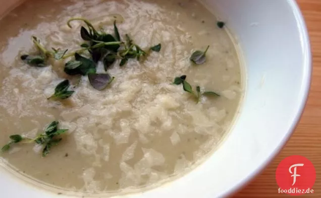 Französisch im Nu: Dicke Selleriesuppe mit Gruyère