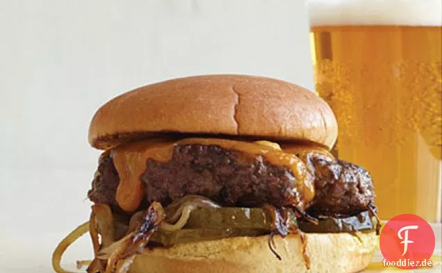 Cheddar-und-Zwiebel-zerschlagene Burger