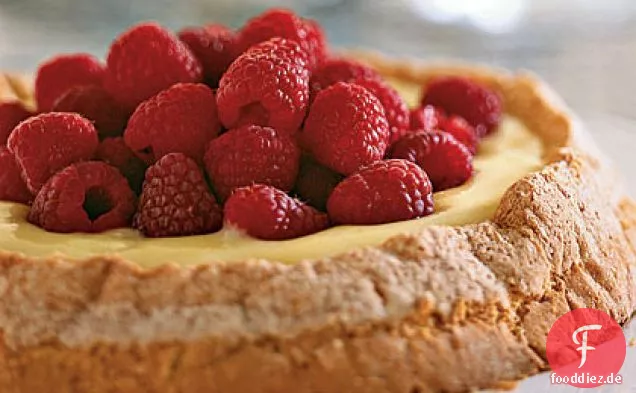 Zitronen-Mandelkuchen mit Zitronenquarkfüllung