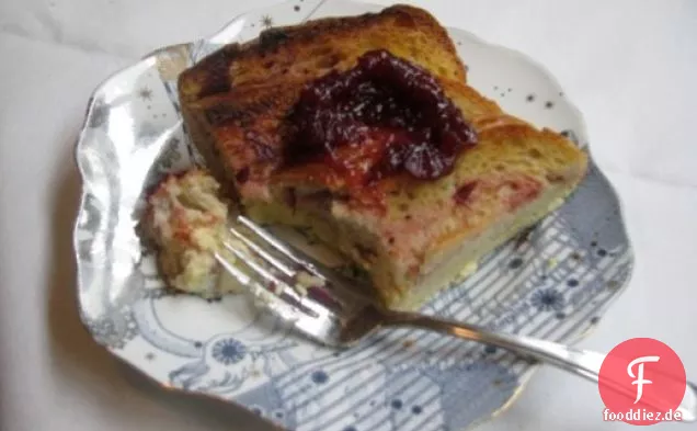 Sonntagsbrunch: Cranberry gebackener französischer Toast