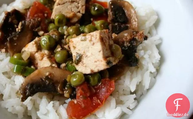 Essen Sie für acht Dollar: Tofu mit Tomaten und Koriander