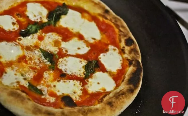 Hacker-freie neapolitanische Pizza für eine heimische Küche
