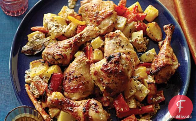 Bengali Fünf-Gewürz gebratenes Huhn und Gemüse