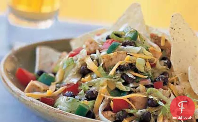 Schwarzer Bohnen-Taco-Salat mit Limetten-Vinaigrette