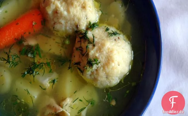 Hühnersuppe mit Matzo-Bällchen