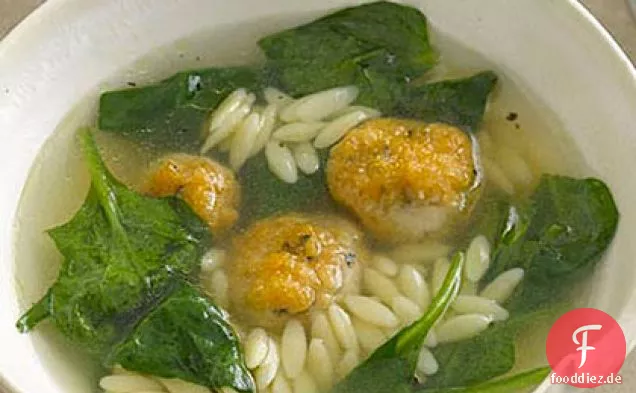 Hühnerfleischbällchen-und-Orzo-Suppe