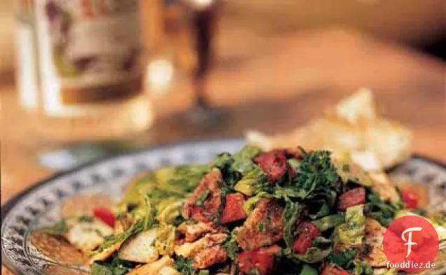 Fattoosh gemischter Kräuter- und gerösteter Pita-Salat