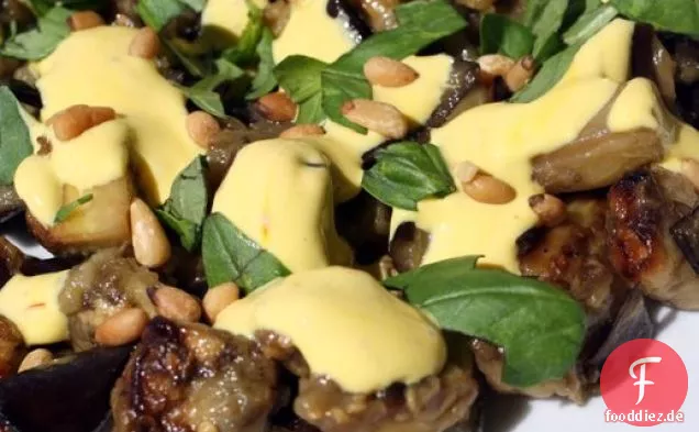 Die geheime Zutat (Safran): Gebratener Auberginensalat mit Safranjoghurt