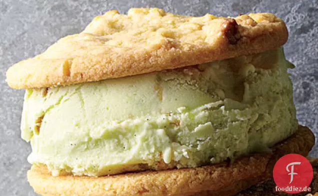 Avocado-Key Lime Pie Eis