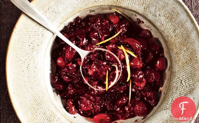 Cranberry-Sauce mit Cassis und Getrockneten Kirschen