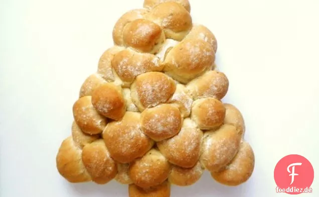 Weihnachtsbaum-Brot